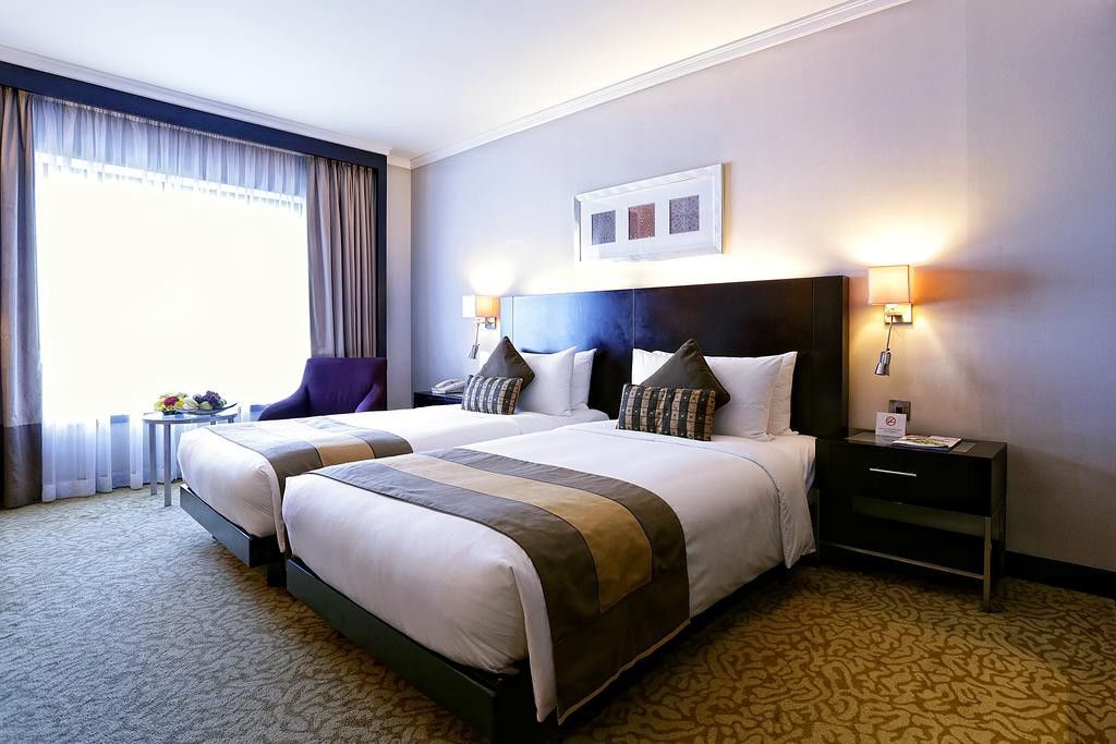 Отель Ramada Plaza By Wyndham Dubai Deira Экстерьер фото