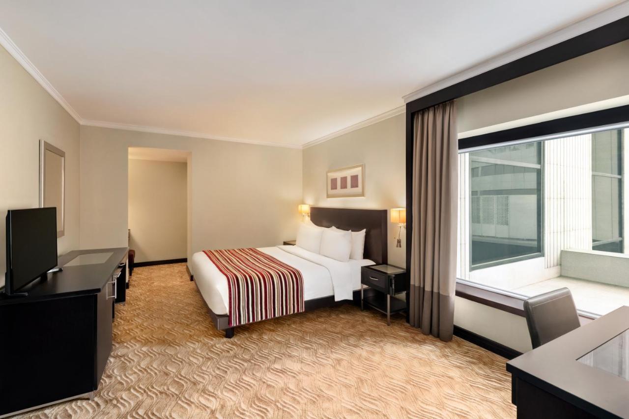 Отель Ramada Plaza By Wyndham Dubai Deira Экстерьер фото